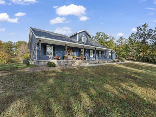 24 Nora Mae Lane, Beechmont, KY 42323