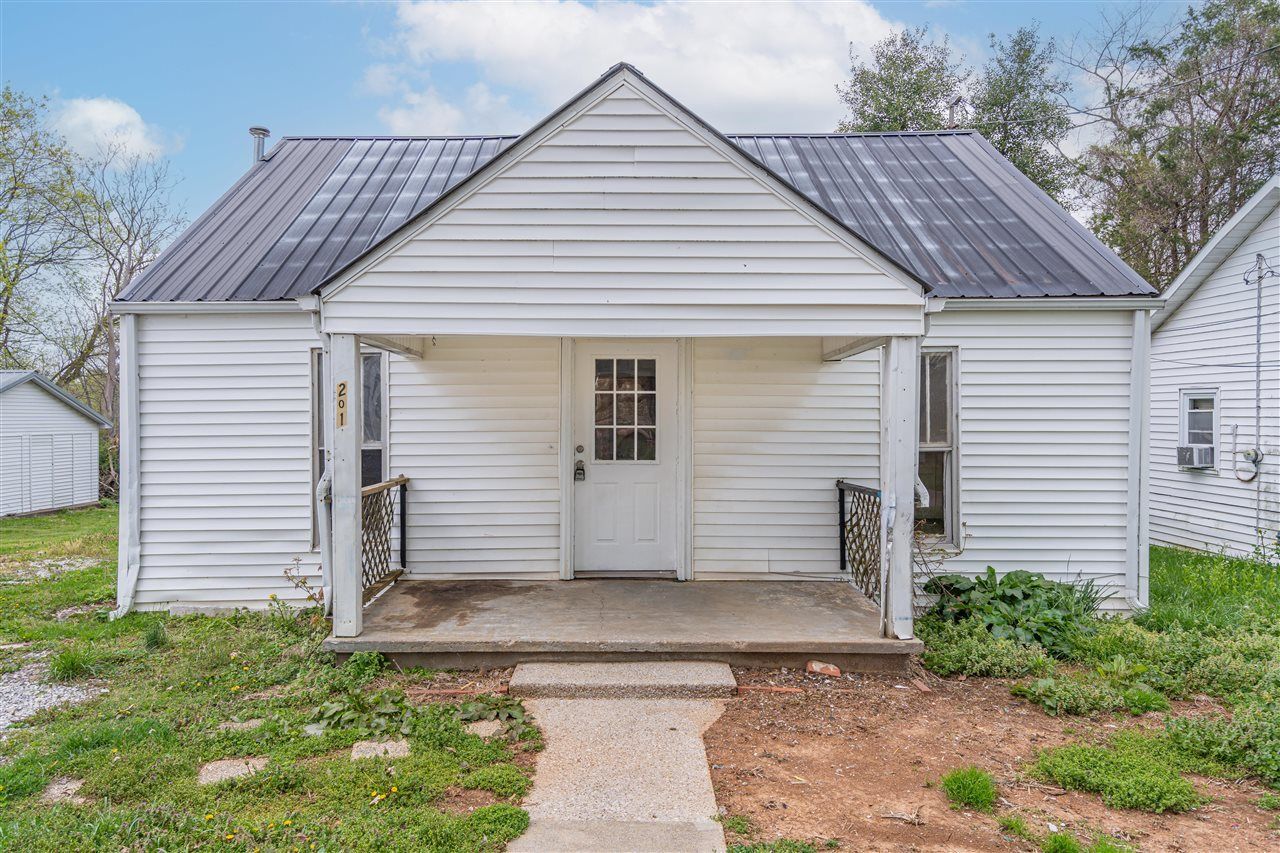 201 Eastview Avenue, Glasgow, KY 42141 Main Photo