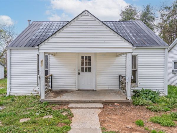 201 Eastview Avenue, Glasgow, KY 42141