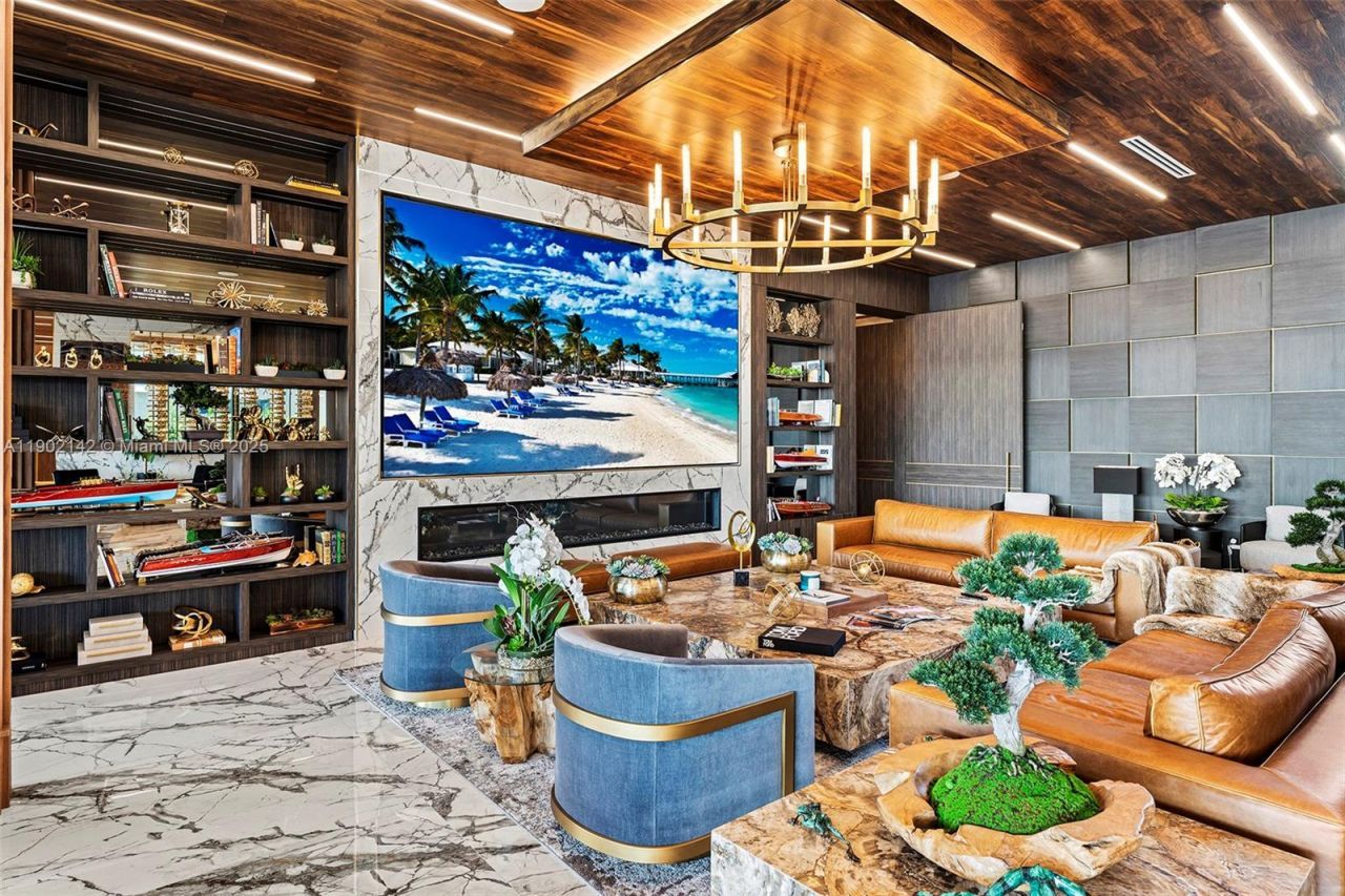 733 Middle River Dr, Fort Lauderdale, FL 33304 Photo