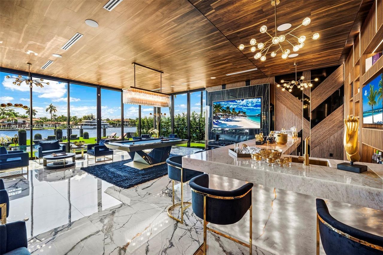 733 Middle River Dr, Fort Lauderdale, FL 33304 Photo