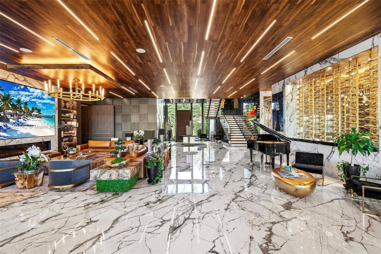 733 Middle River Dr, Fort Lauderdale, FL 33304 Photo