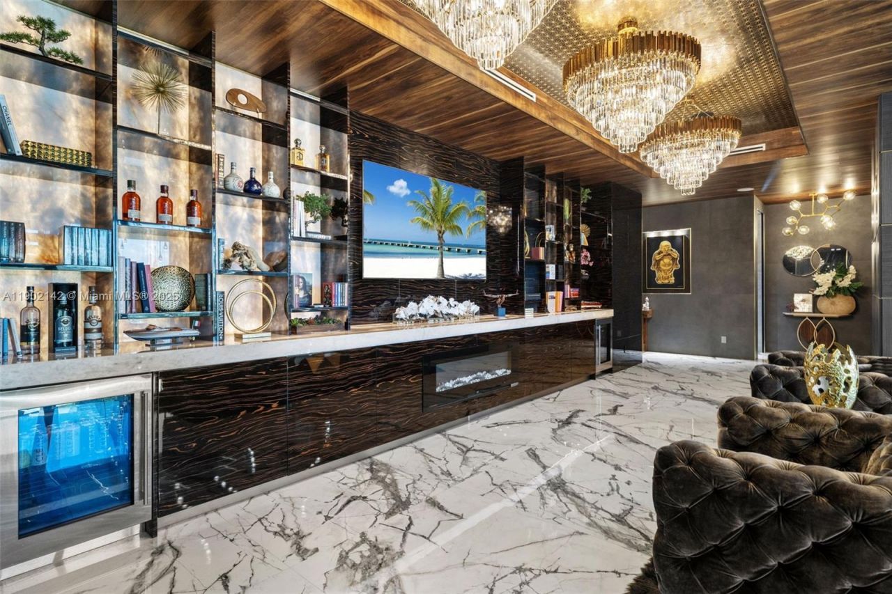 733 Middle River Dr, Fort Lauderdale, FL 33304 Photo