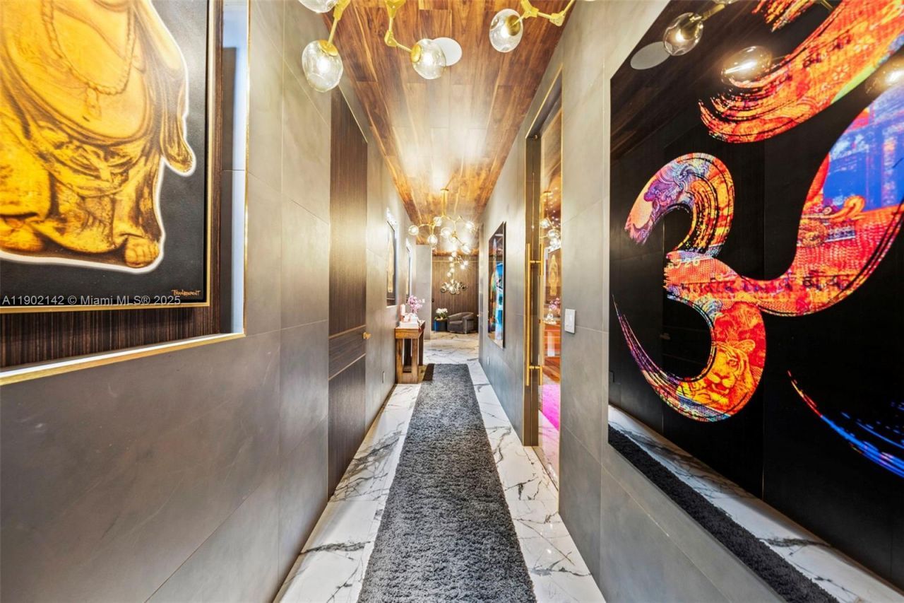 733 Middle River Dr, Fort Lauderdale, FL 33304 Photo