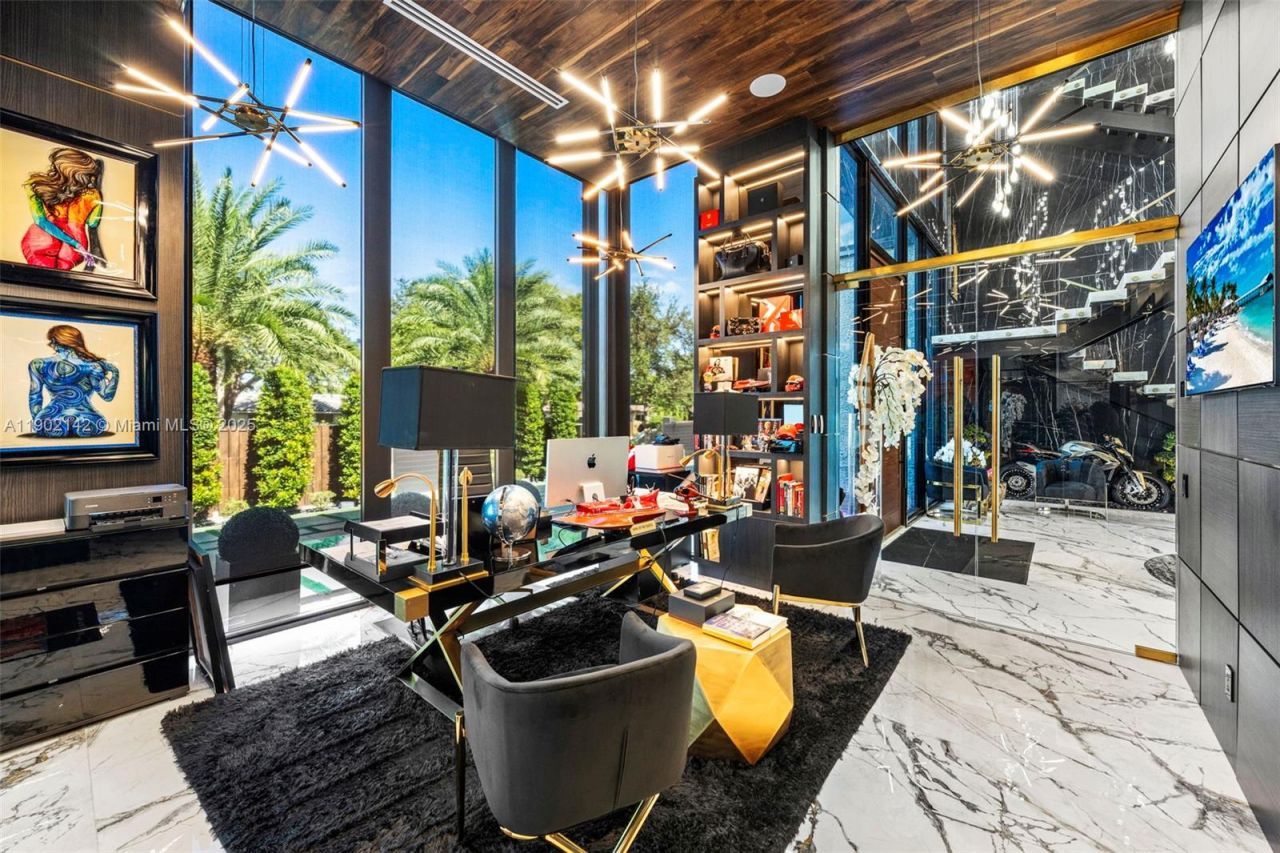 733 Middle River Dr, Fort Lauderdale, FL 33304 Photo