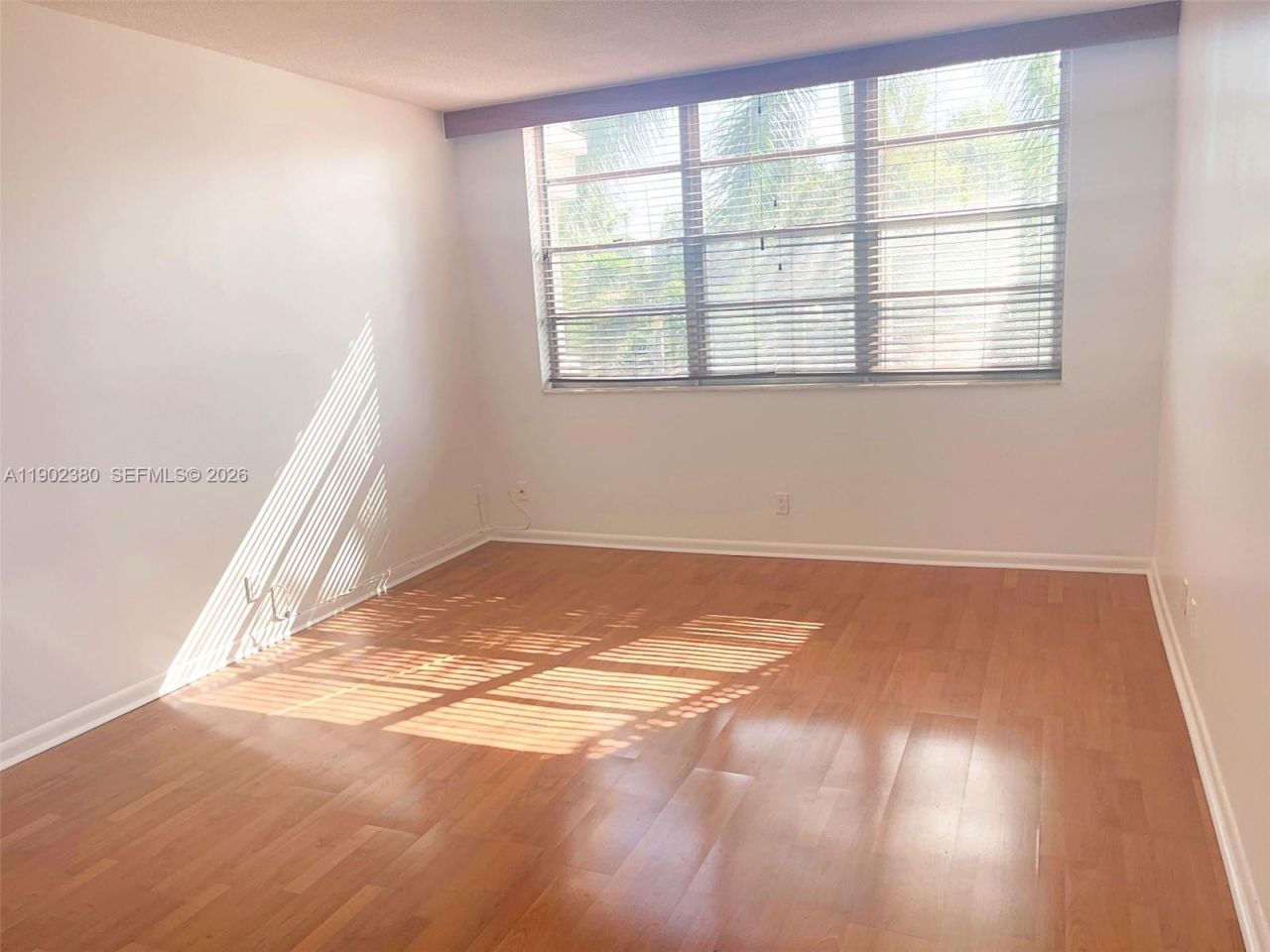 3181 S Ocean Dr, Unit 306, Hallandale Beach, FL 33009 Photo