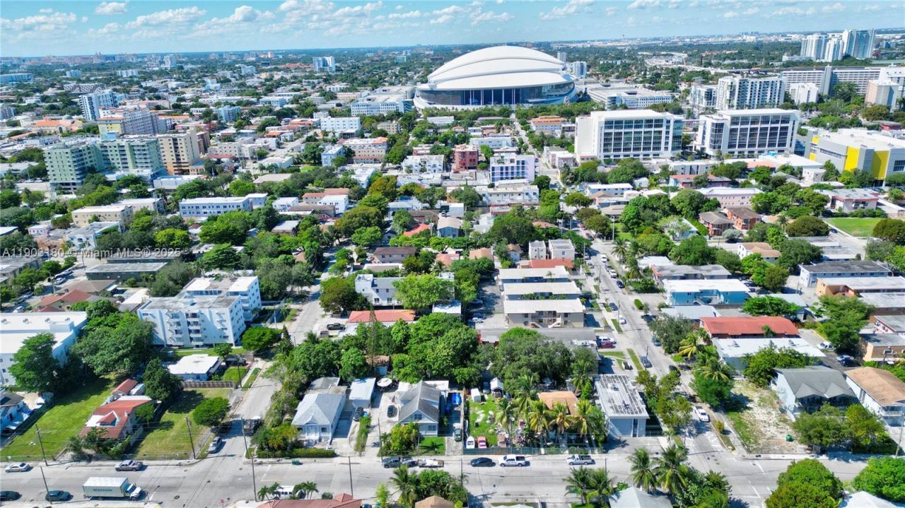 428 NW 10th Ave, Miami, FL 33128 Photo