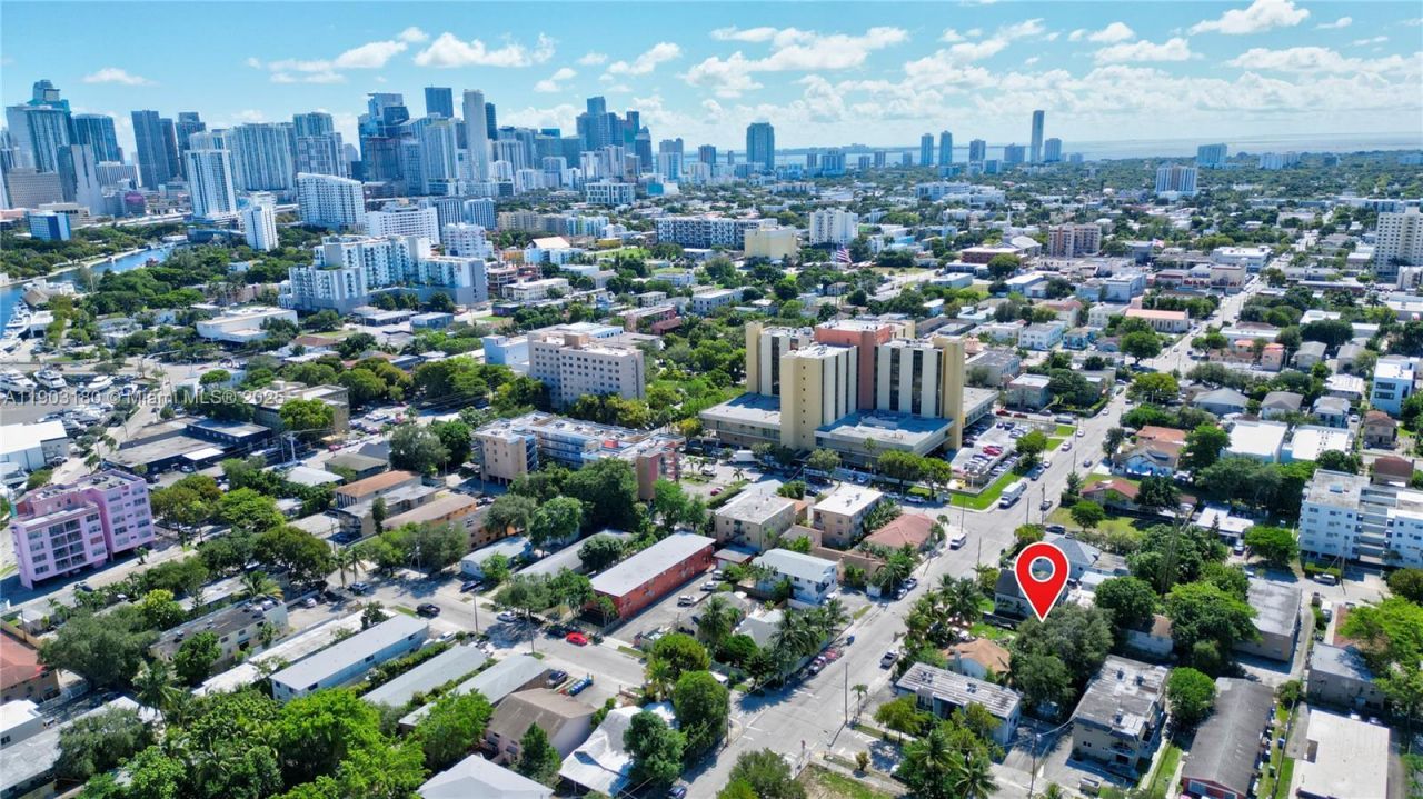 428 NW 10th Ave, Miami, FL 33128 Photo