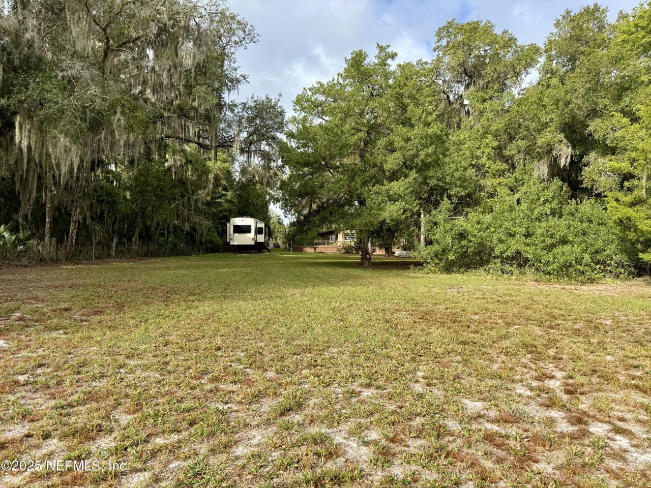 116 N Francis Street, Interlachen, FL 32148 Photo