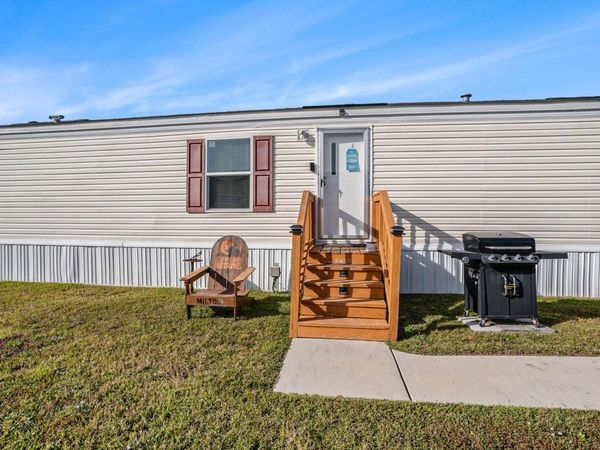 373 Hangar Ct., Myrtle Beach, SC 29577