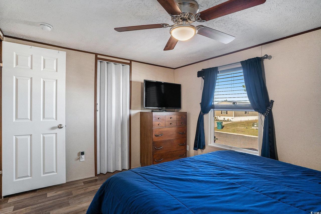 373 Hangar Ct. Photo 14