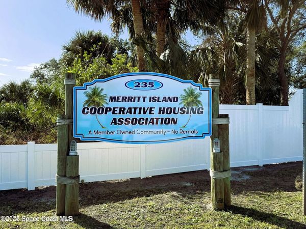 205 Buccaneer Avenue, Unit C1-104, Merritt Island, FL 32952