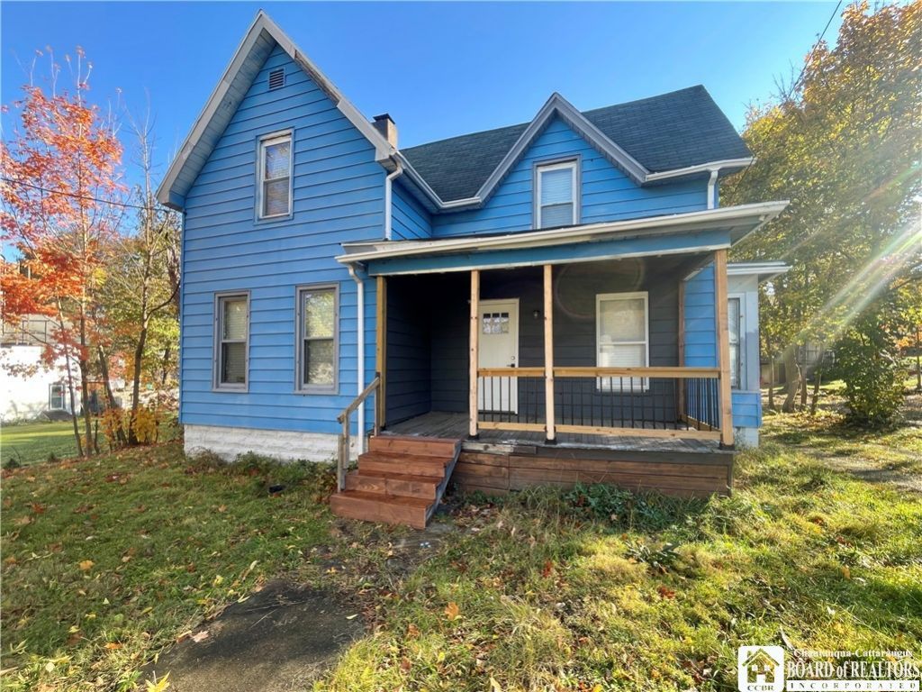 810 Washington Street, Jamestown, NY 14701 Main Photo