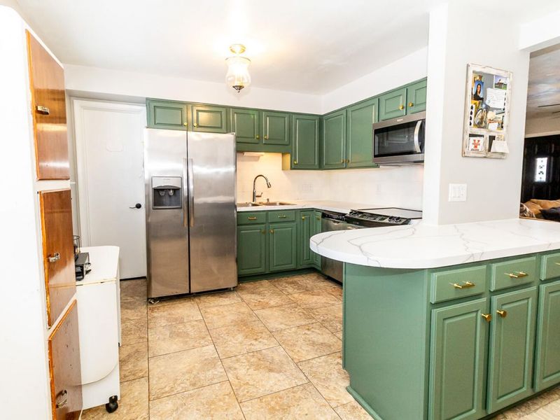 104 Oxford Drive, Greenville, OH 45331 Photo 12