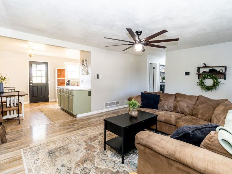 104 Oxford Drive, Greenville, OH 45331 Photo 9