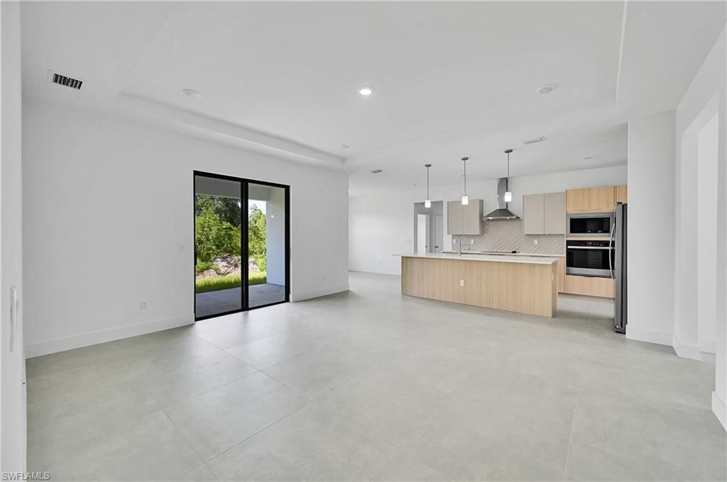 3805 E 8th St, Lehigh Acres, FL 33972 Photo