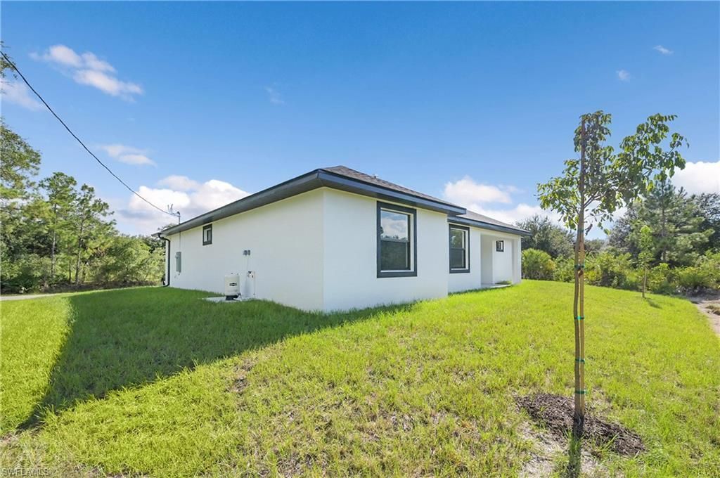 3805 E 8th St, Lehigh Acres, FL 33972 Photo