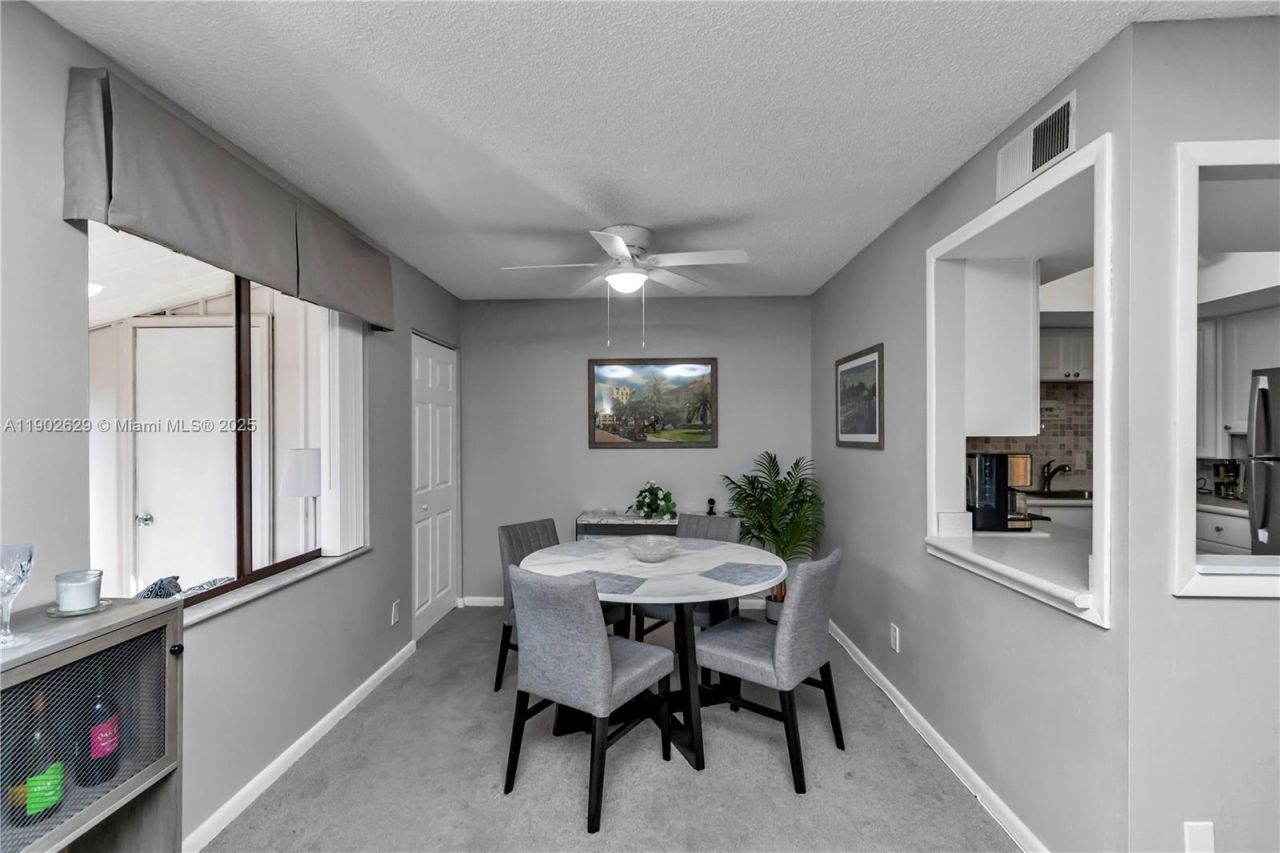 737 Midway Dr, Unit B, Ocala, FL 34472 Photo