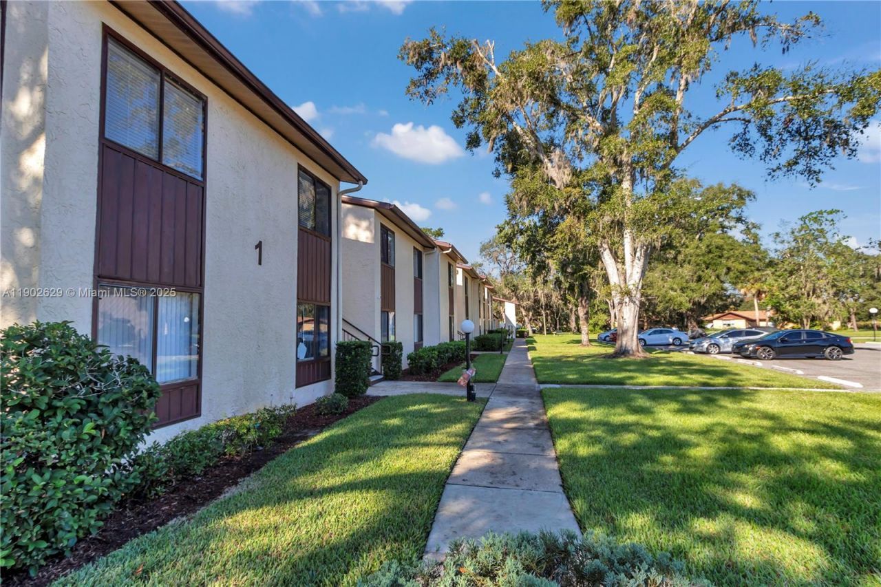 737 Midway Dr, Unit B, Ocala, FL 34472 Photo