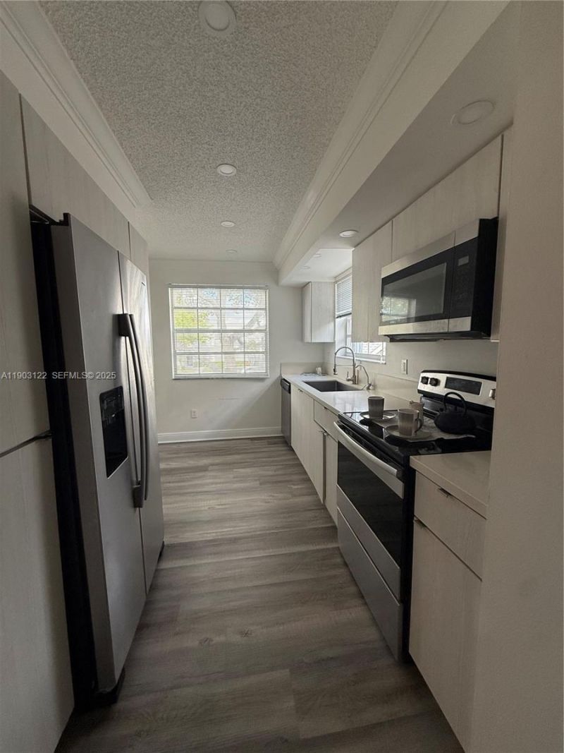 2634 SE 21st Ct, Unit 203-C, Homestead, FL 33035 Photo