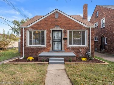 13620 Saint Marys Street, Detroit, MI 48227