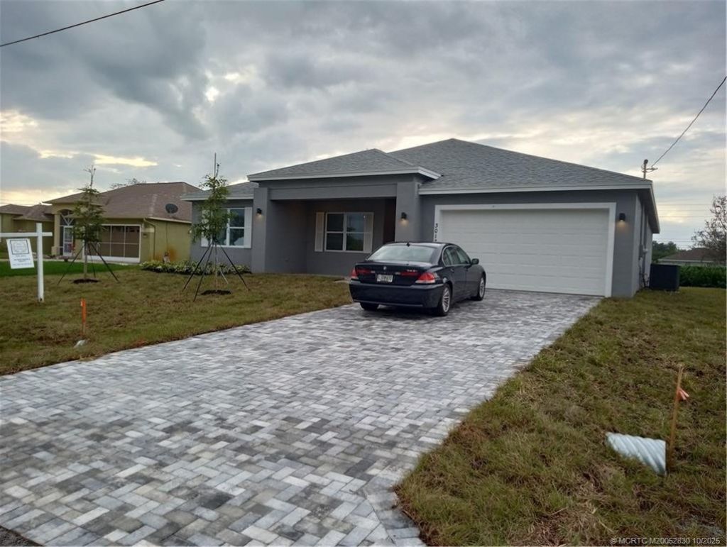3013 SE Galt Circle Se, Port Saint Lucie, FL 34984 Photo