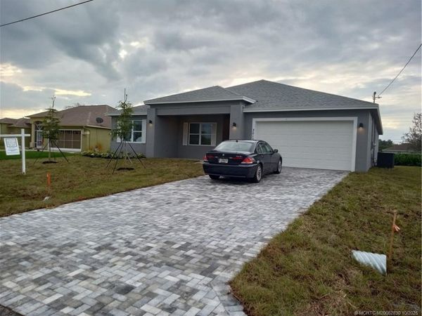 3013 SE Galt Circle SE, Port St Lucie, FL 34984
