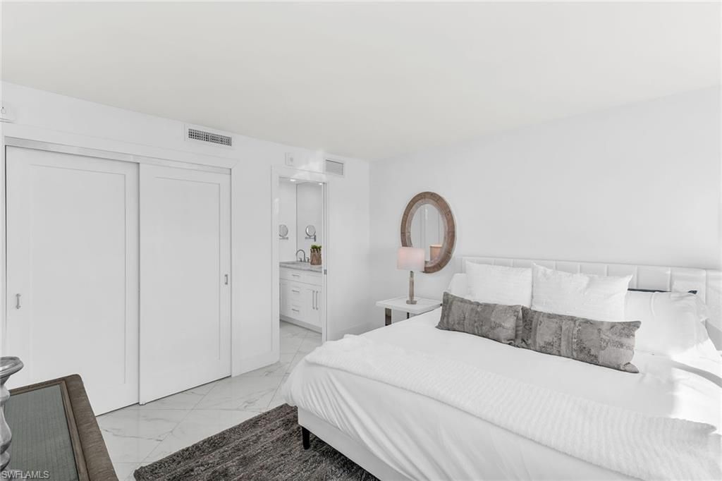 3443 Gulf Shore Blvd N, Unit 803, Naples, FL 34103 Photo