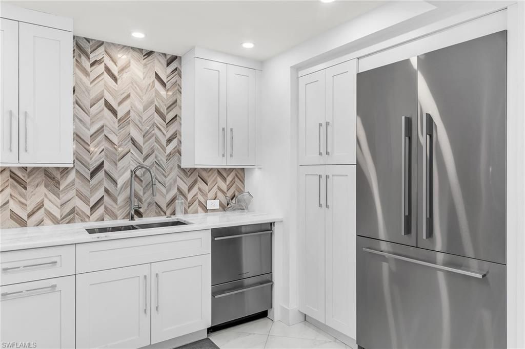 3443 Gulf Shore Blvd N, Unit 803, Naples, FL 34103 Photo