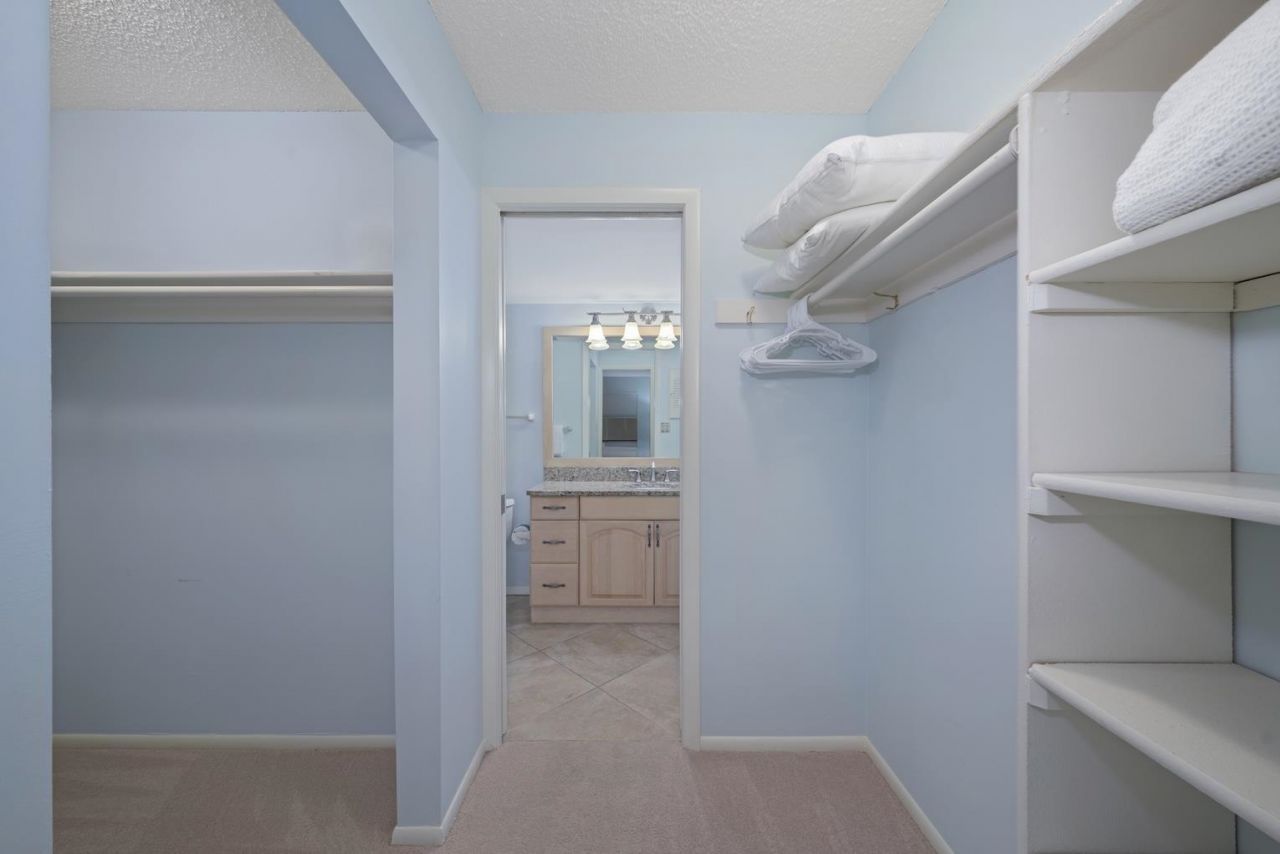 2721 W Gulf Dr, Unit 213, Sanibel, FL 33957 Photo