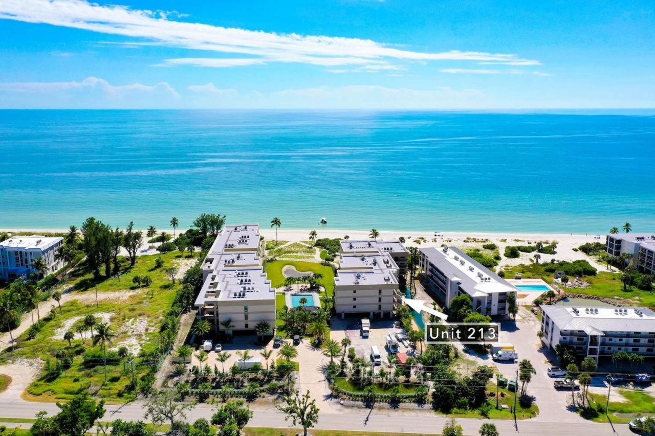 2721 W Gulf Dr, Unit 213, Sanibel, FL 33957 Photo