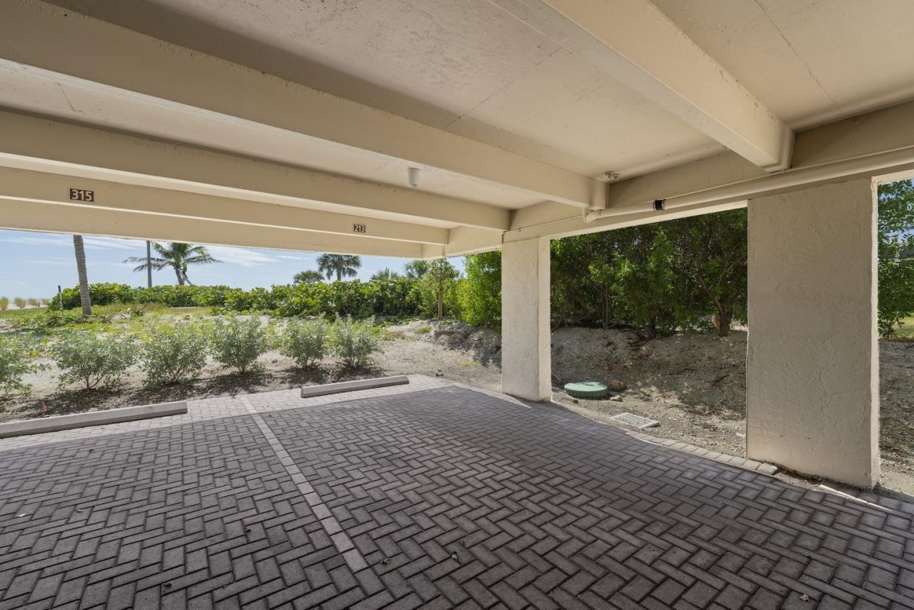 2721 W Gulf Dr, Unit 213, Sanibel, FL 33957 Photo