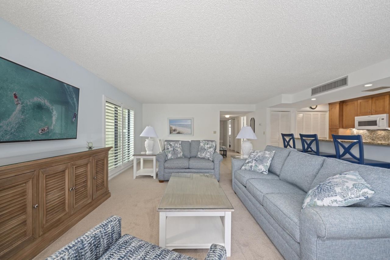 2721 W Gulf Dr, Unit 213, Sanibel, FL 33957 Photo