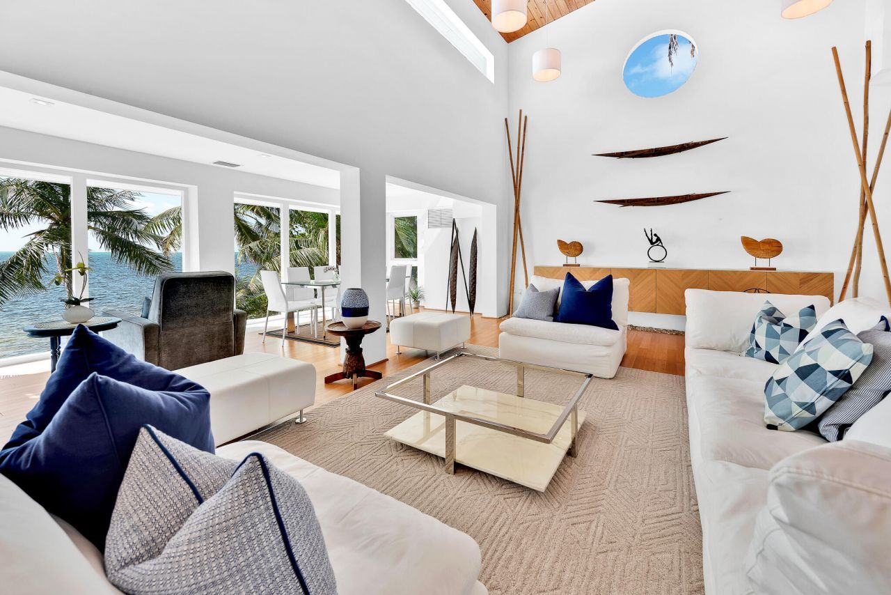 60 Ocean Front Drive, Key Largo, FL 33037 Photo