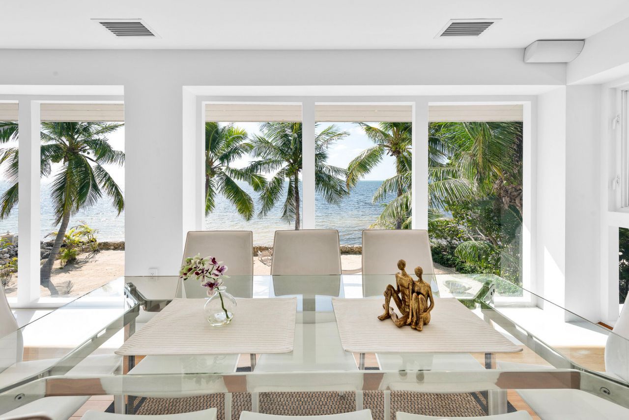 60 Ocean Front Drive, Key Largo, FL 33037 Photo