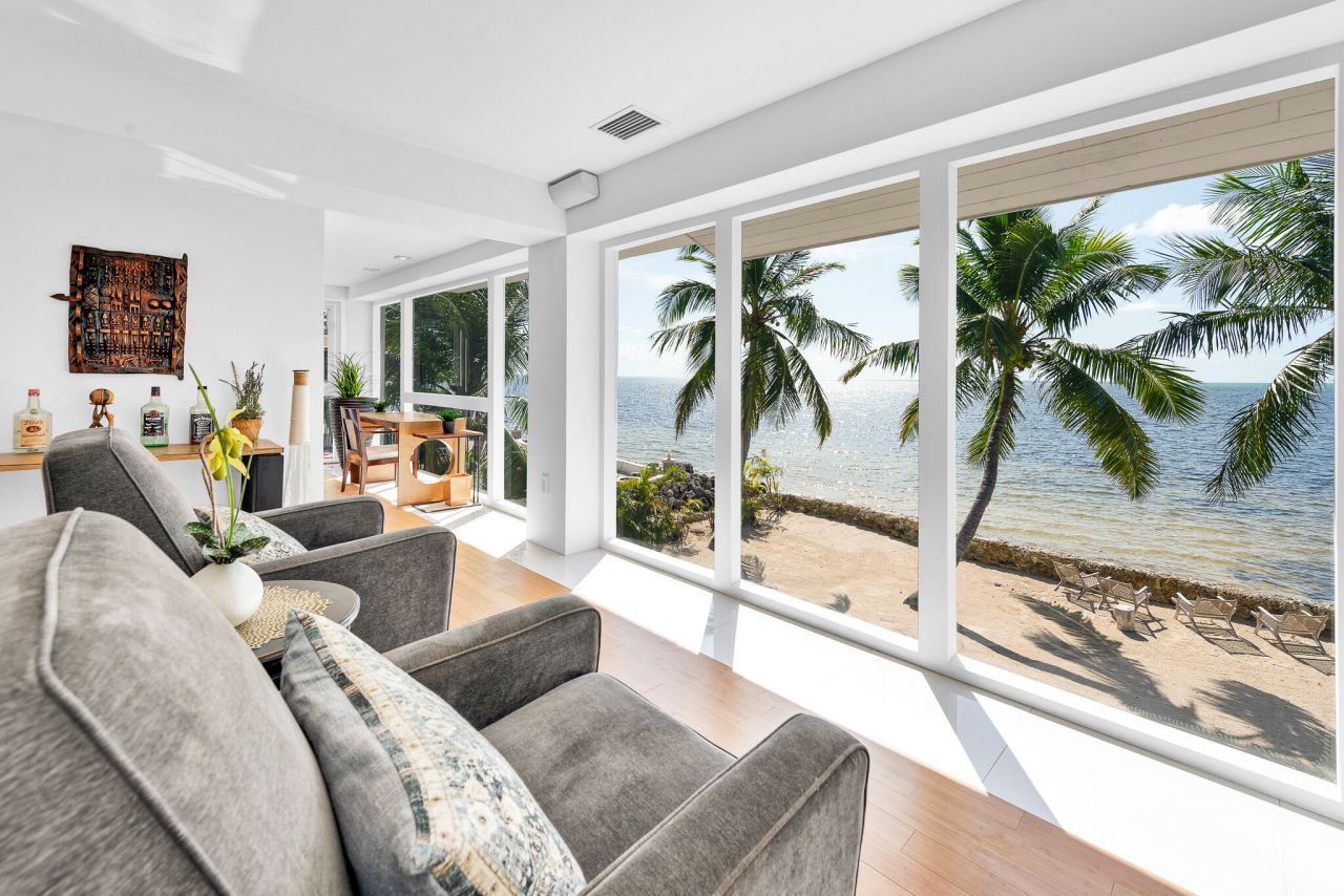 60 Ocean Front Drive, Key Largo, FL 33037 Photo