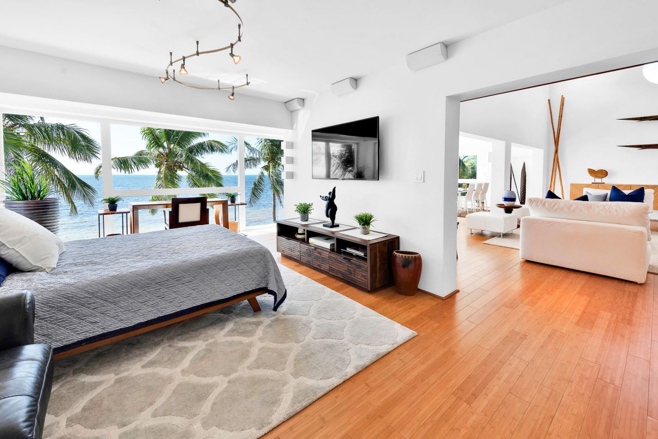 60 Ocean Front Drive, Key Largo, FL 33037 Photo