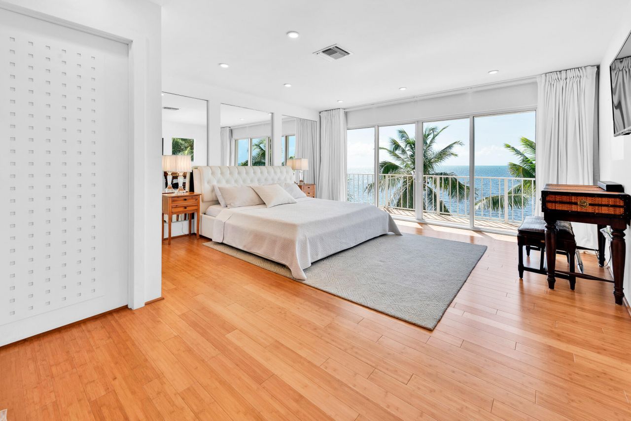 60 Ocean Front Drive, Key Largo, FL 33037 Photo