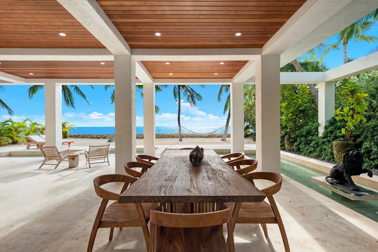 60 Ocean Front Drive, Key Largo, FL 33037 Photo