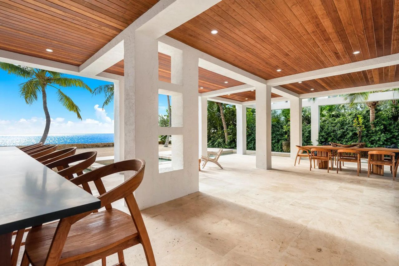 60 Ocean Front Drive, Key Largo, FL 33037 Photo