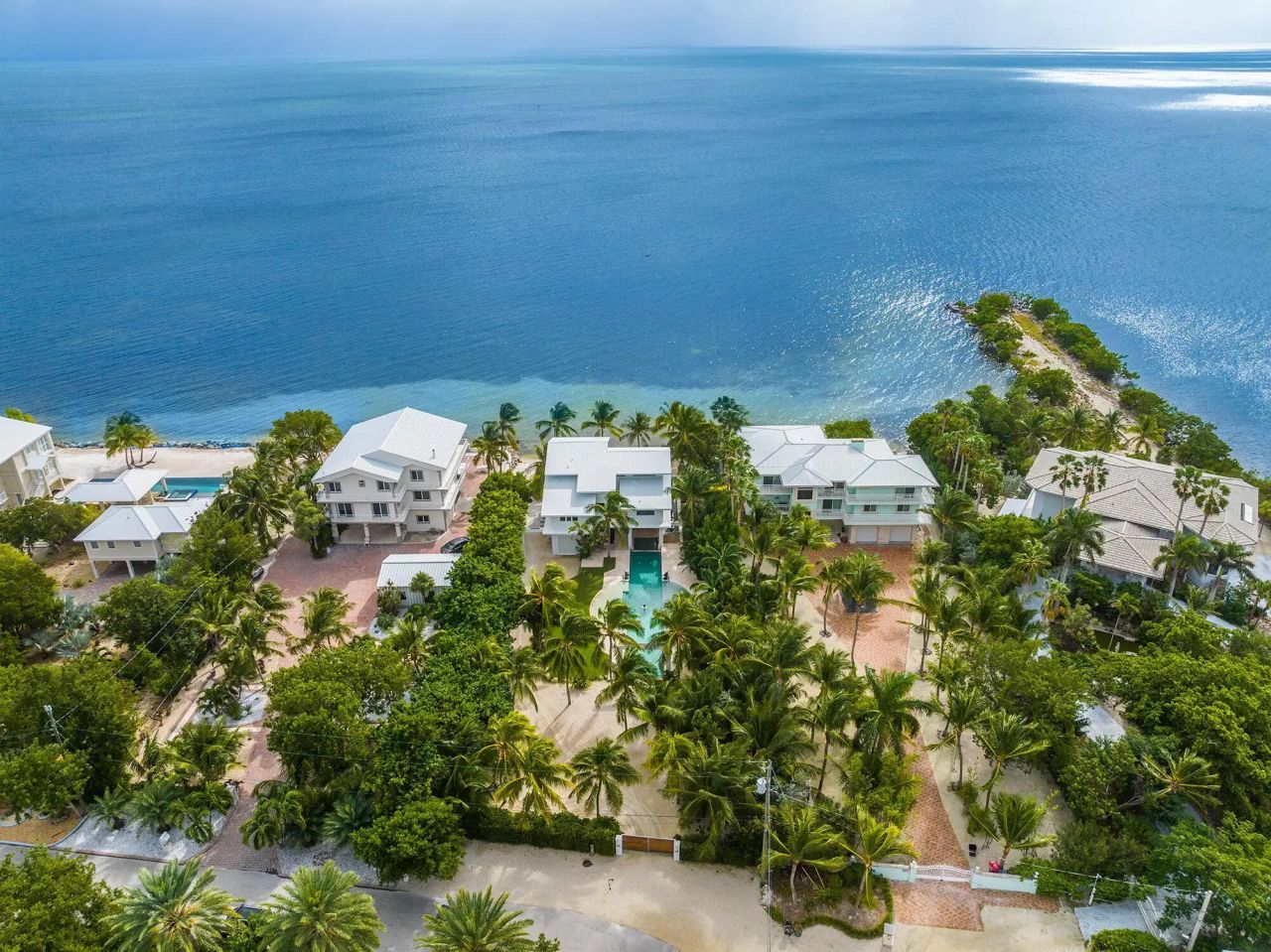 60 Ocean Front Drive, Key Largo, FL 33037 Photo