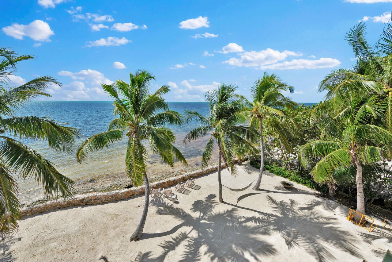 60 Ocean Front Drive, Key Largo, FL 33037 Photo