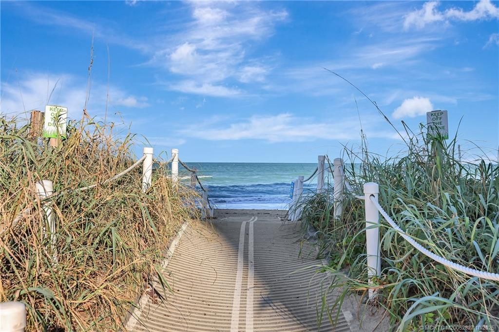 551 Nettles Boulevard, Jensen Beach, FL 34957 Photo