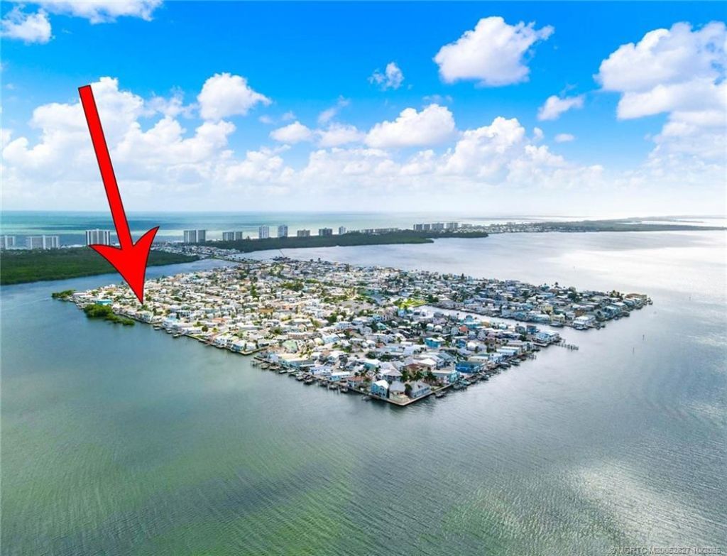 551 Nettles Boulevard, Jensen Beach, FL 34957 Photo