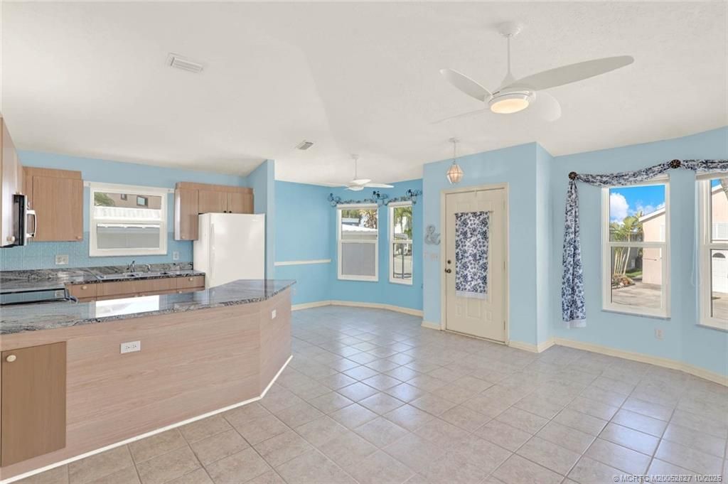 551 Nettles Boulevard, Jensen Beach, FL 34957 Photo