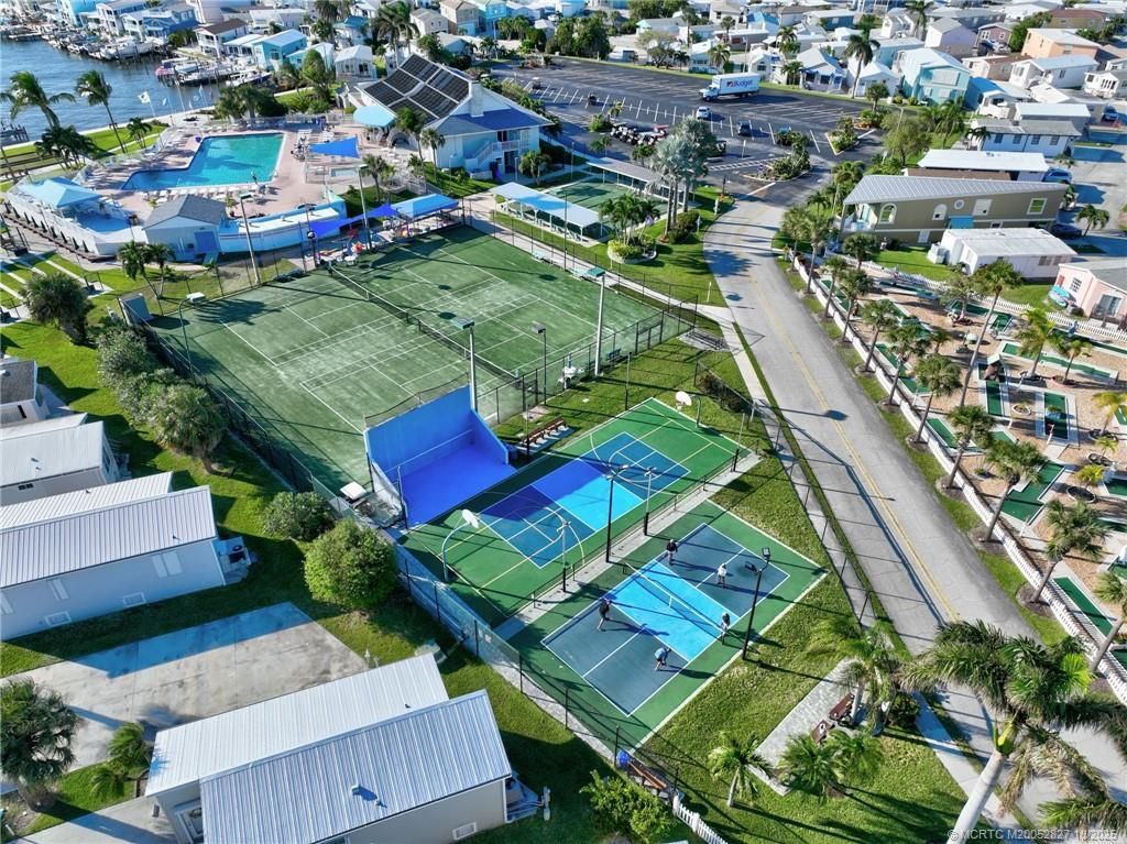 551 Nettles Boulevard, Jensen Beach, FL 34957 Photo