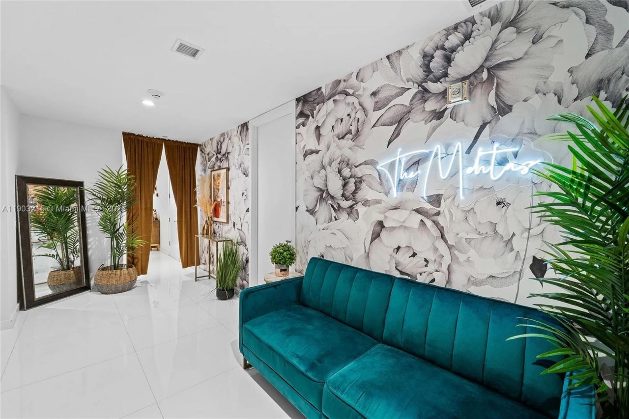 1100 Biscayne Blvd, Unit 3303, Miami, FL 33132 Photo