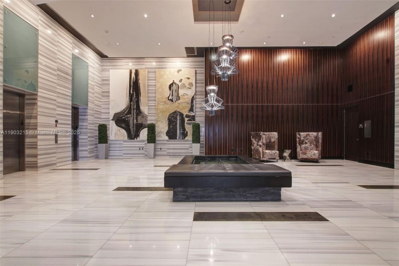 1100 Biscayne Blvd, Unit 3303, Miami, FL 33132 Photo