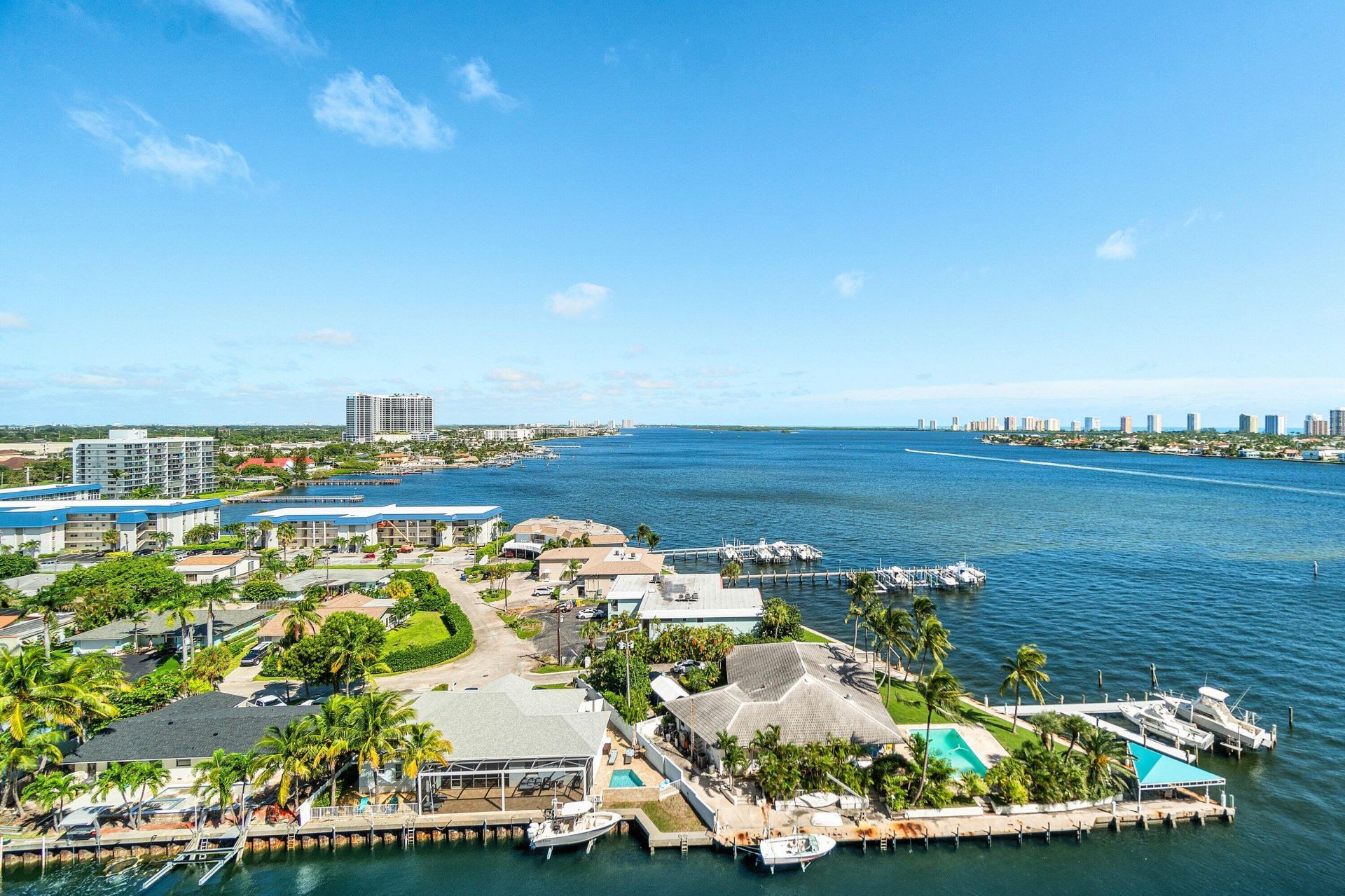 2650 Lake Shore Drive, Unit 1202, Riviera Beach, FL 33404 Photo