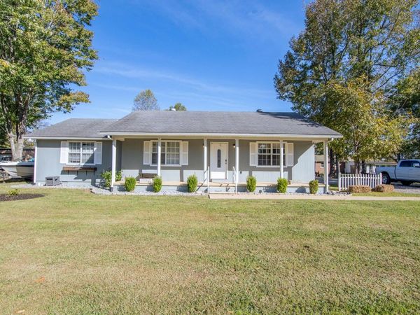 41 BARTLEY DR, Savannah, TN 38372